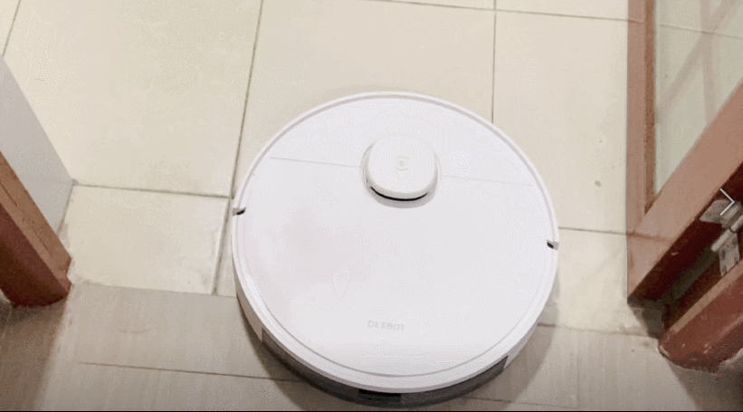 細節控：科沃斯VS小米，千元級性價比掃地機器人深度評測