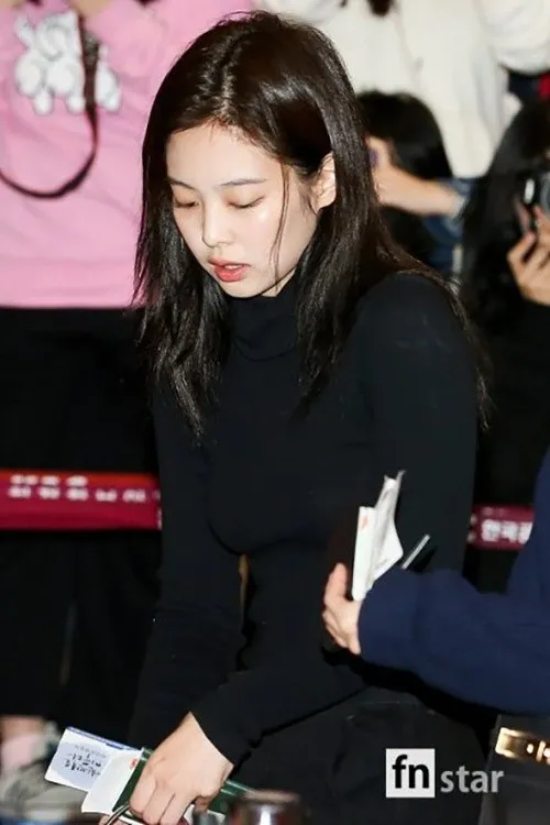 JENNIE是患机场恐慌症了吗;《Girls Planet 999》中国选手排名公开