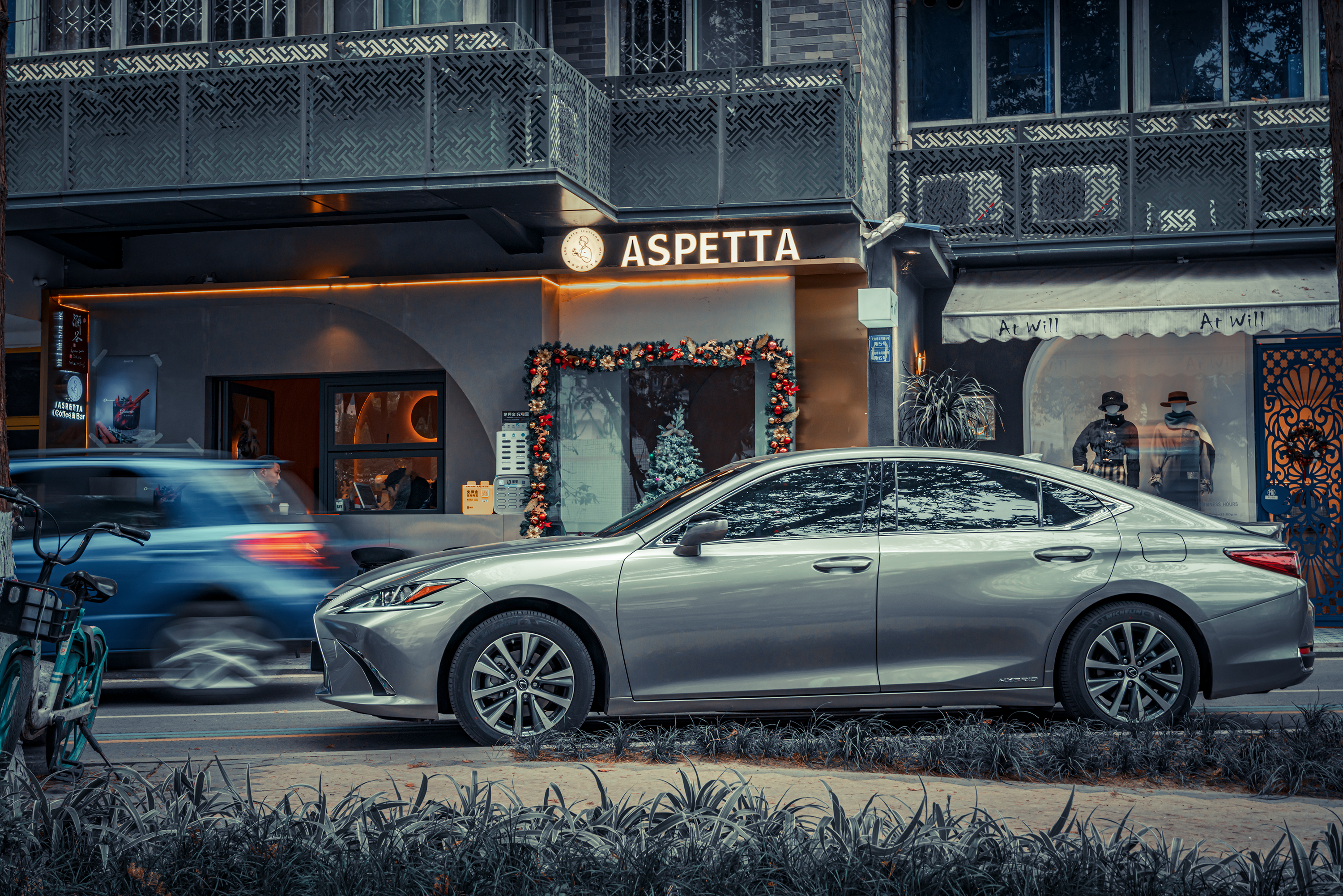 自游与惬意，雷克萨斯与咖啡骑士