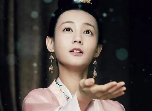 《清平乐》高开低走，和《庆余年》犯了同样的