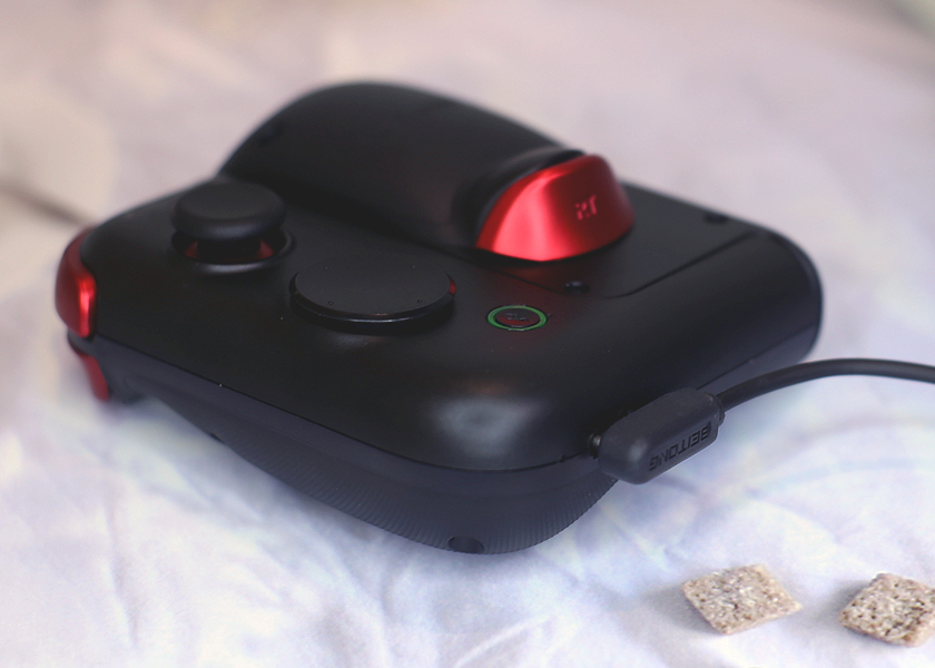 多指操控提升战力，北通G2手柄助力获取游戏胜利