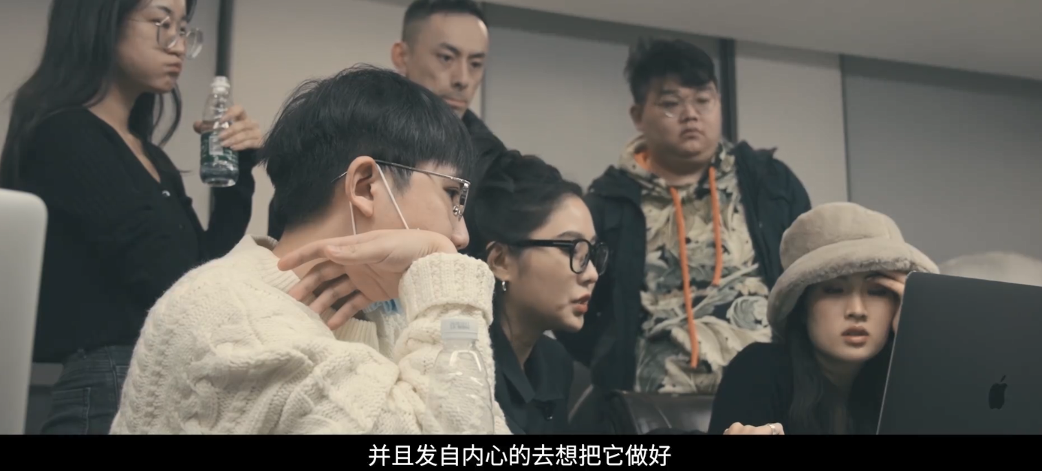 姚安娜出道顶配：纪录片欲要撕掉公主标签，小细节却暴露玻璃心