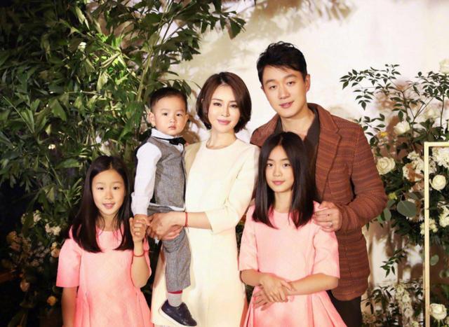 佟大为大女儿长相惊艳！完美撞脸王祖贤，二女