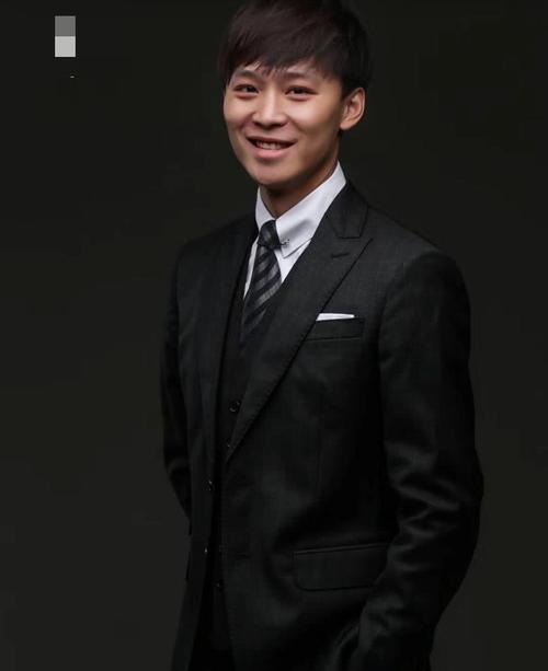 法庭上还敢说疯话！郑爽被要求做精神鉴定，爽