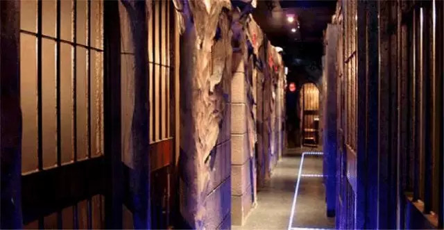 日本推出“奇葩”主题餐厅，未满18岁禁止入内，