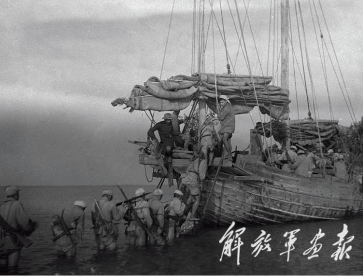 Ѧ��׼ȷ�жϳ��Ҿ���½ʱ��͵ص㣬Ϊ�λ��Ƕ��˺��ϵ�