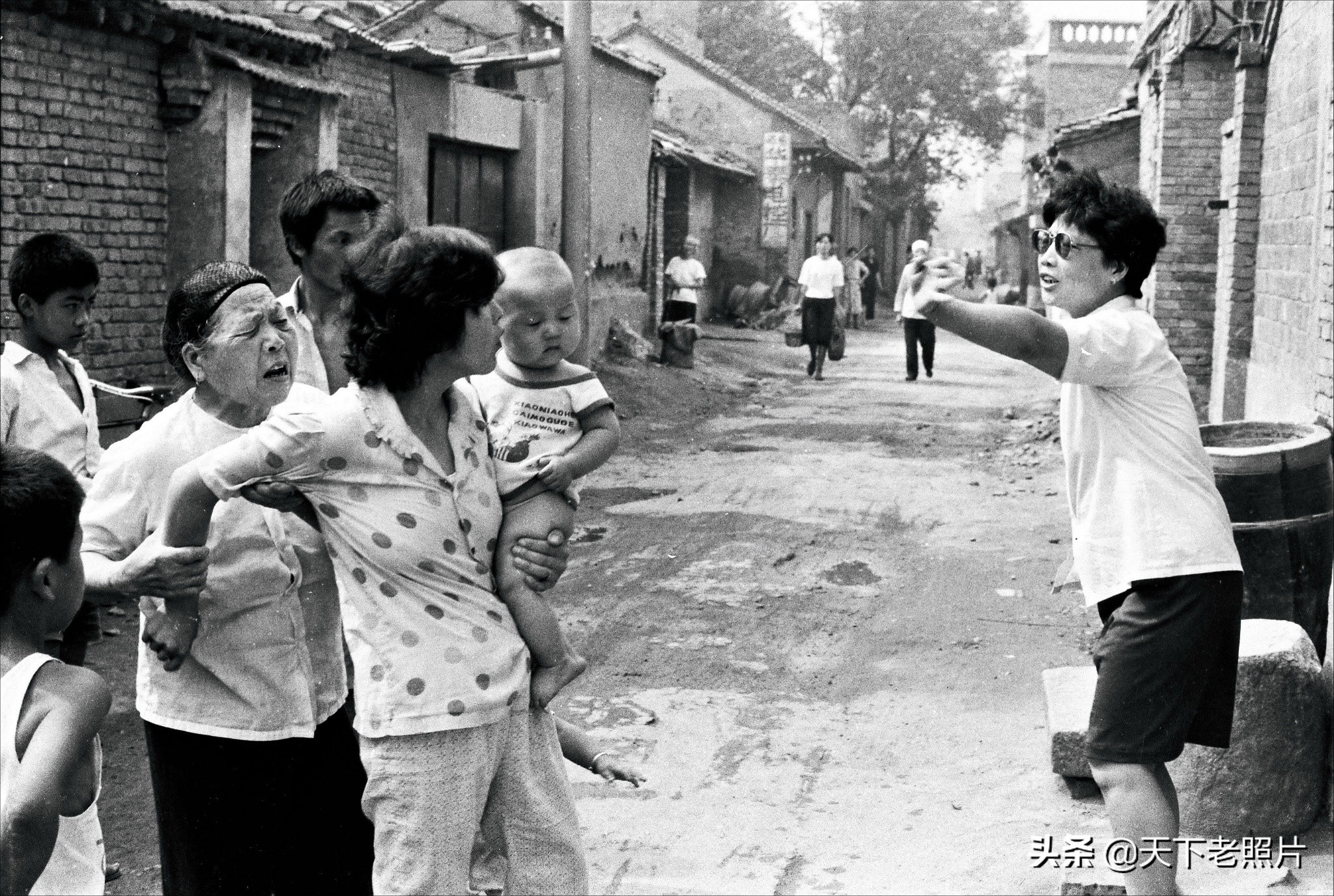 1985年西安老照片27幅，80年代的西安市民百态