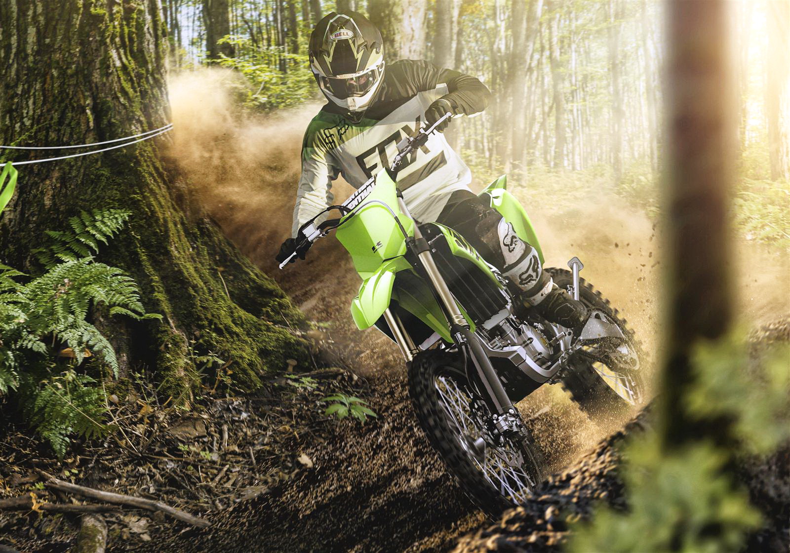 Kawasaki 新一代 MX2 市售越野赛车 2021 KX250