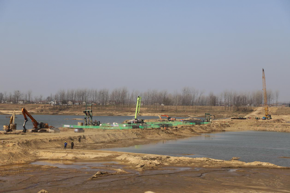 牛年之春&ldquo;犟劲&rdquo;&ldquo;中流击水&rdquo;