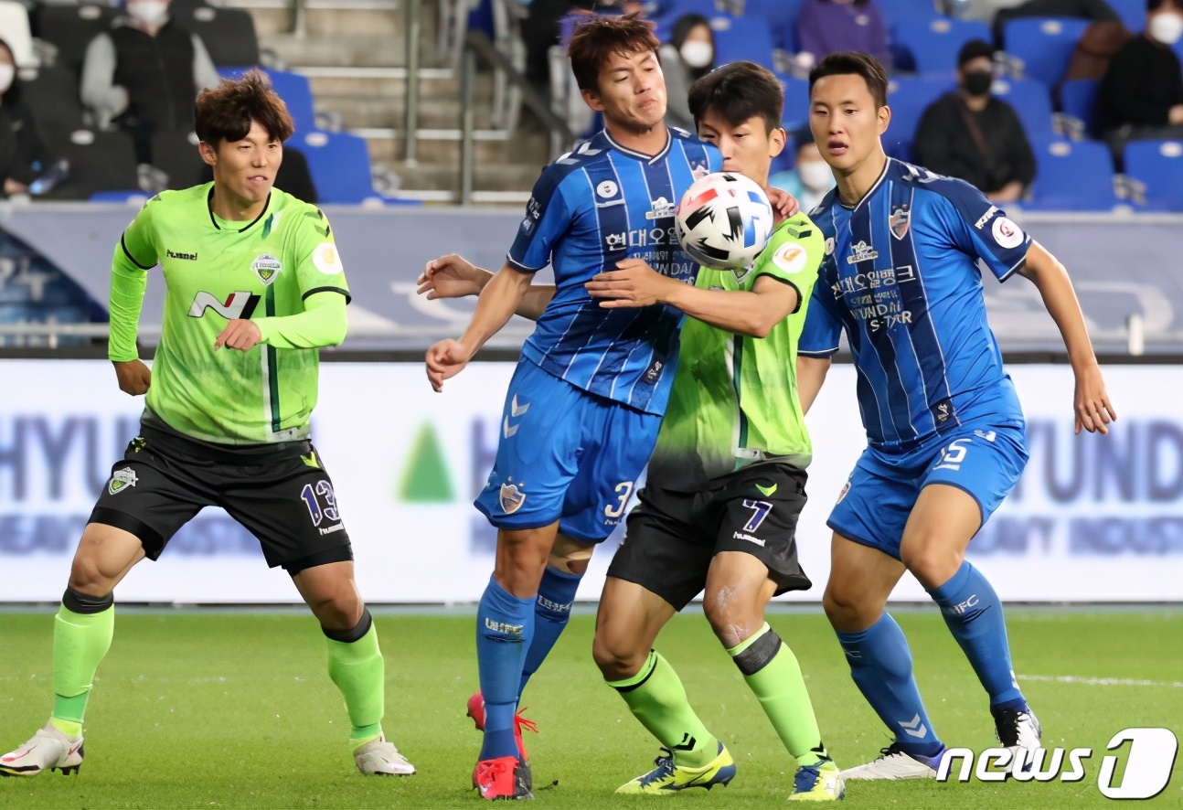 K联赛周末上演大结局，保级和争冠的最终悬念即将揭晓