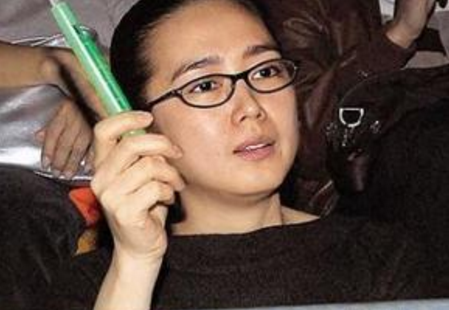 朱丽倩：本是富家千金，却在42岁才嫁给刘德华，