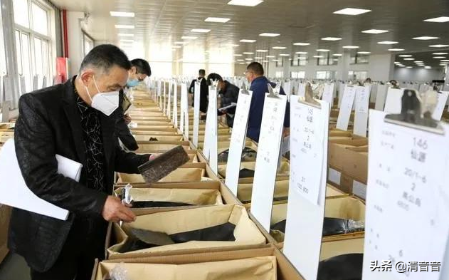 地位不保？拼多多突然宣布，淘宝措手不及，终