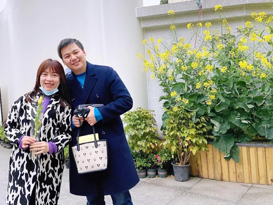 成都市华阳中学附属小学举行“三八妇女节”庆祝活动