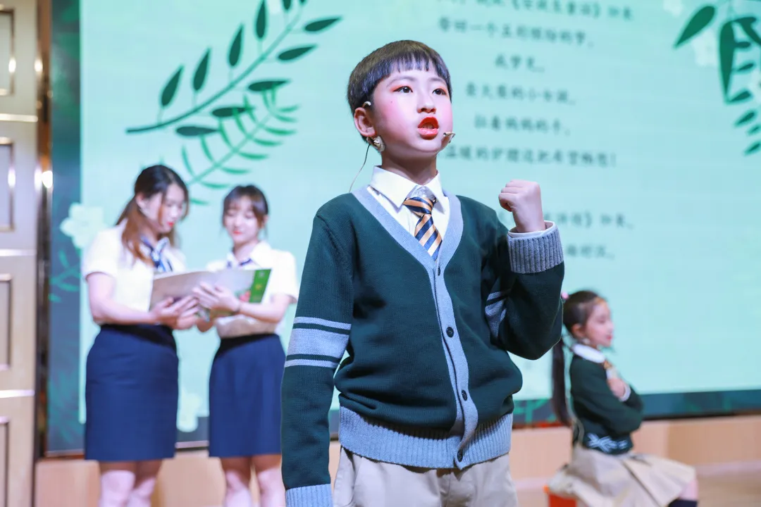 润满园春色 享悦读馨香丨成都市教师读书活动走进双流东升迎春小学