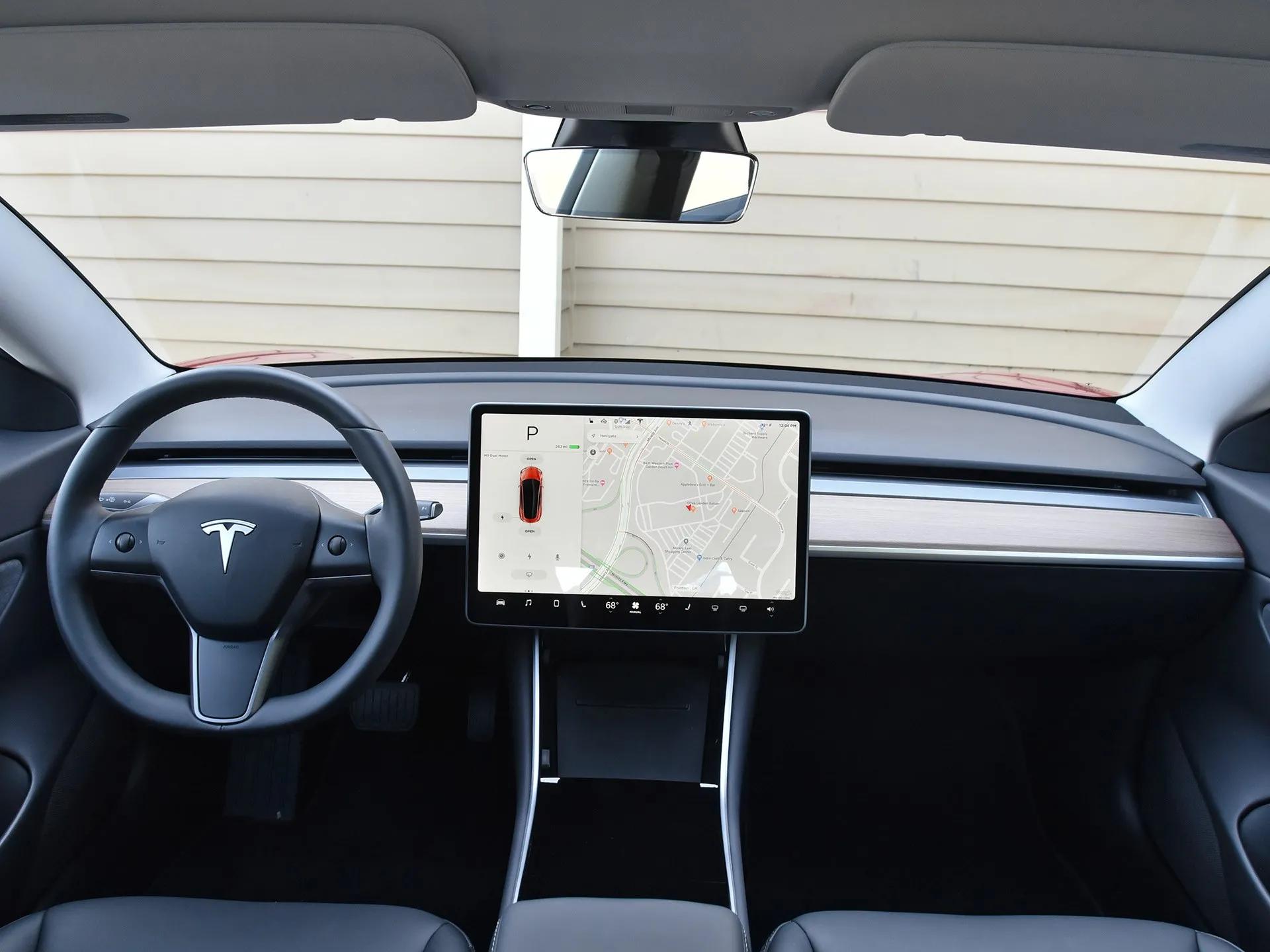 比亚迪汉卖22万，特斯拉model3卖25万，蔚来ET7卖50万，它多啥？