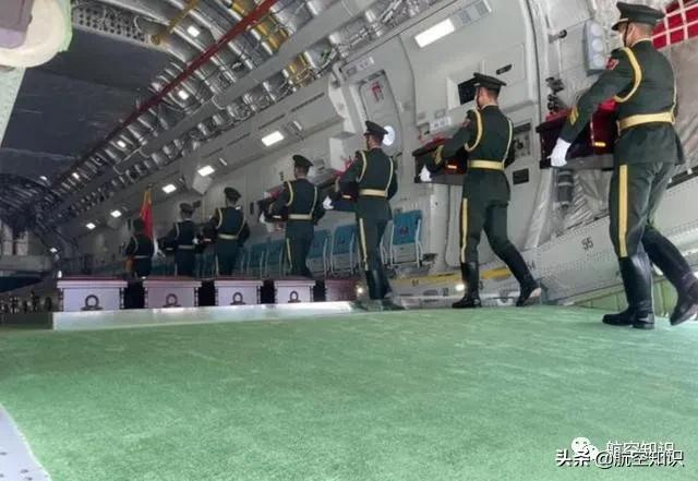 中国粉丝为韩偶像定制飞机；美舰载机坠海，5人失踪