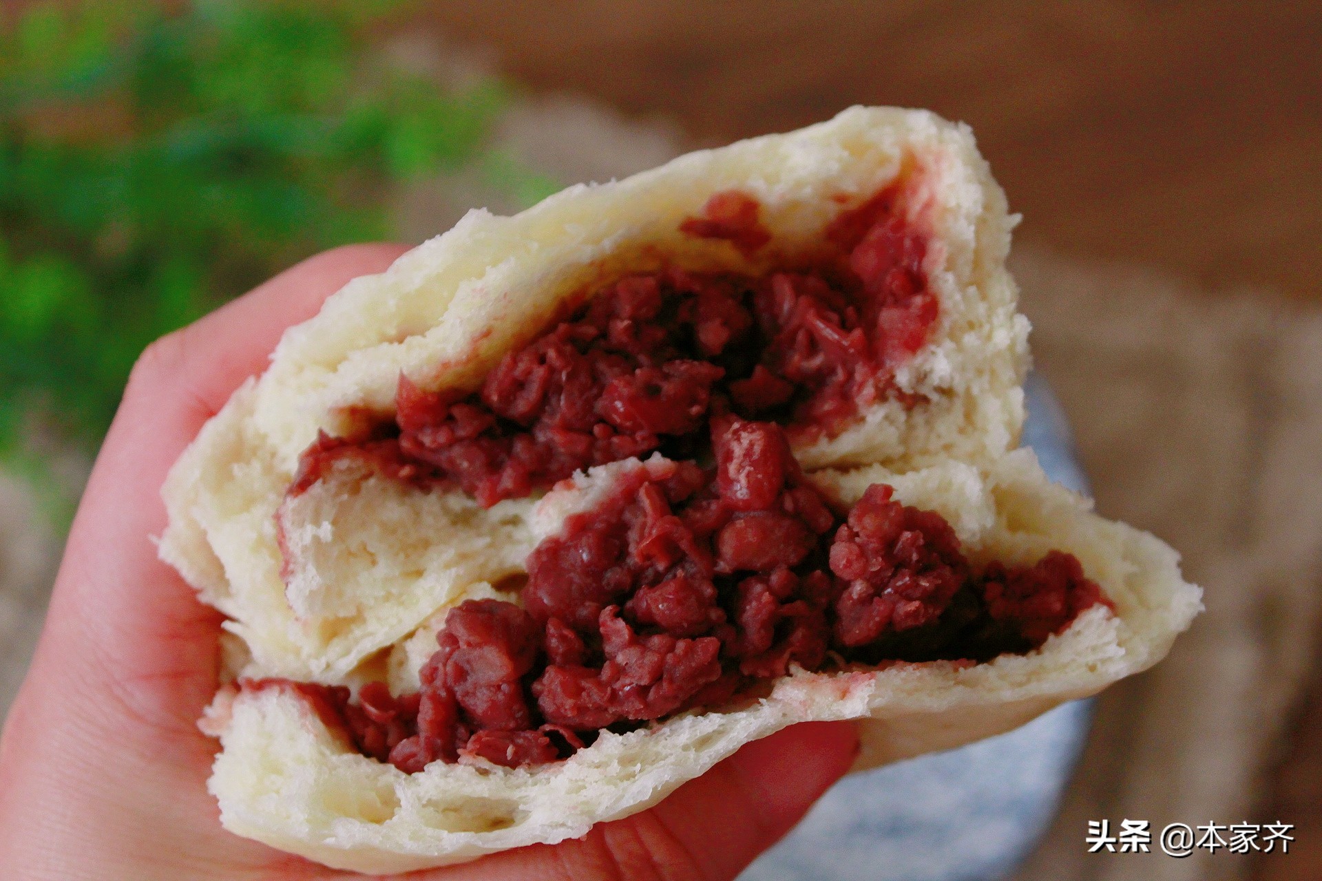 女人都愛吃的軟豆包，營養又好吃，一口滿嘴都是香，我連吃了3個