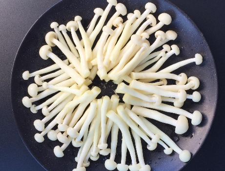 图片[3]-炸蘑菇的做法： 多加1个步骤 蘑菇香酥还脆 嚼着香-起舞食谱网