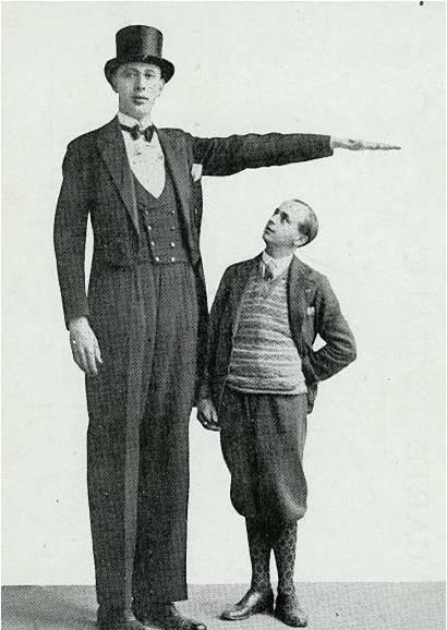 二战最萌身高差：1.6米英国兵抓到2.3米德国兵，