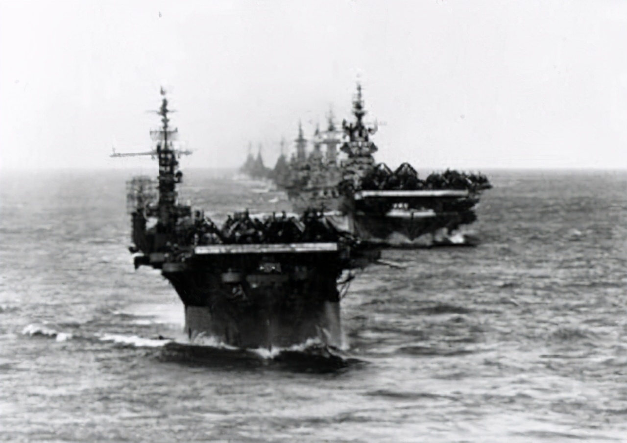 毛主席提前四个月判断斯大林格勒战役结局，《解放日报》成神预言