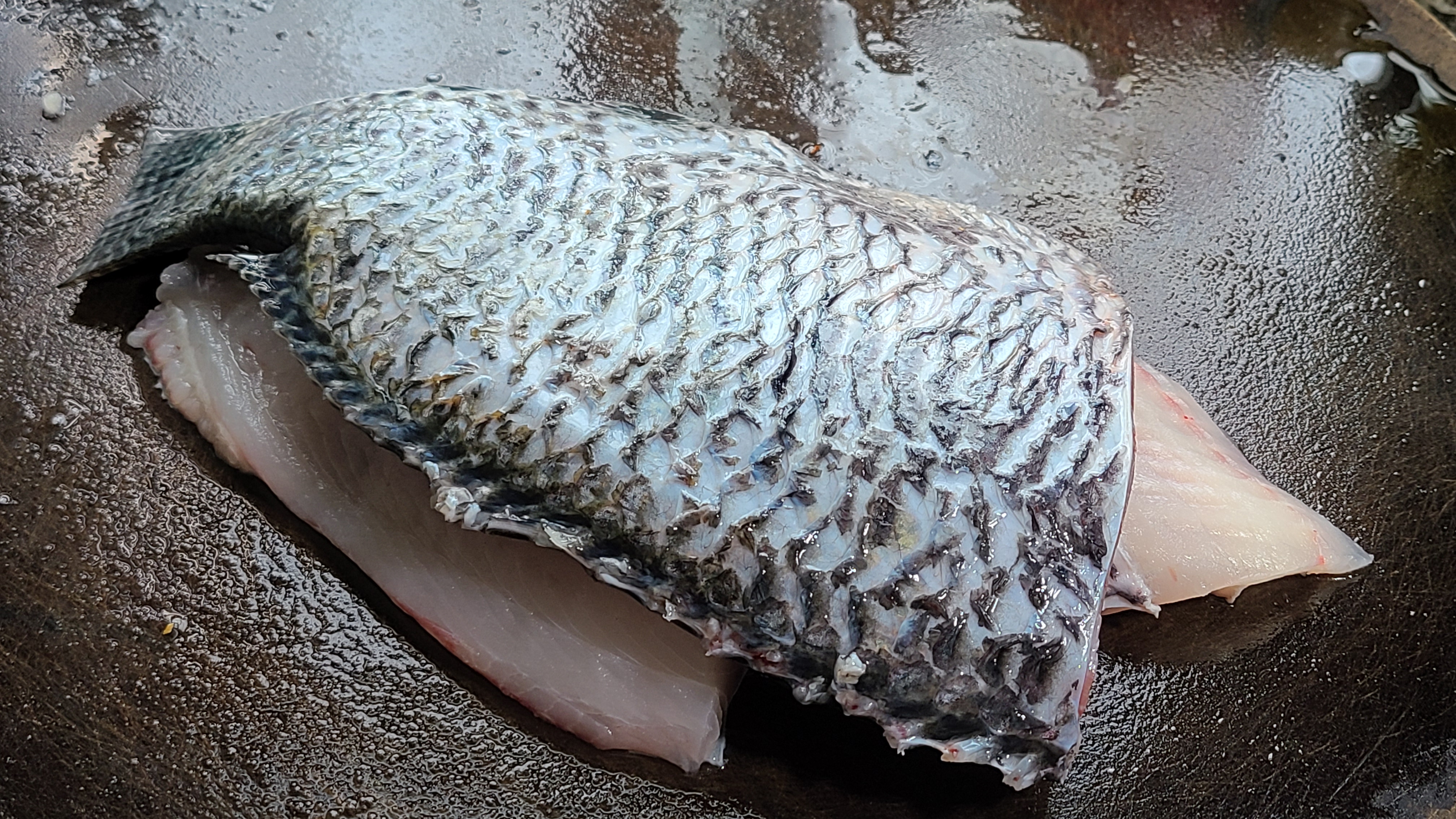 這一道蘿蔔燉魚太香了，味道鮮美做法簡單，好吃又便宜