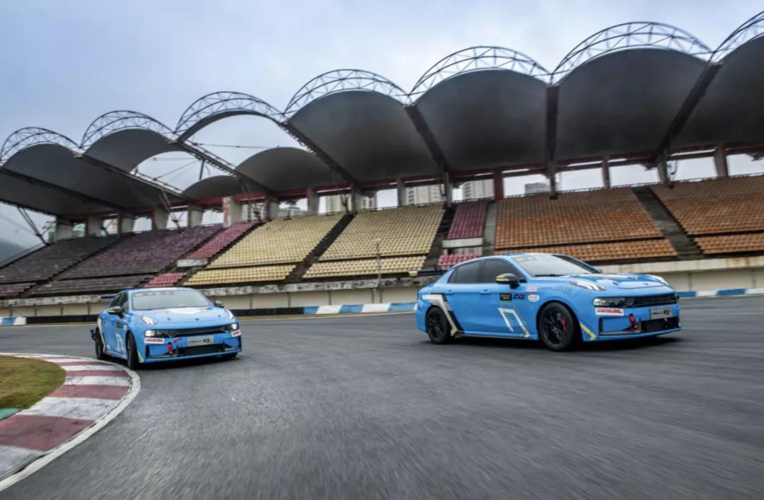 从赛场到街道，领克03从不怠慢