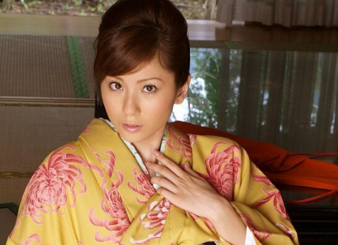 印度10万虎狼之师让日本社会颤抖，安倍后悔莫及