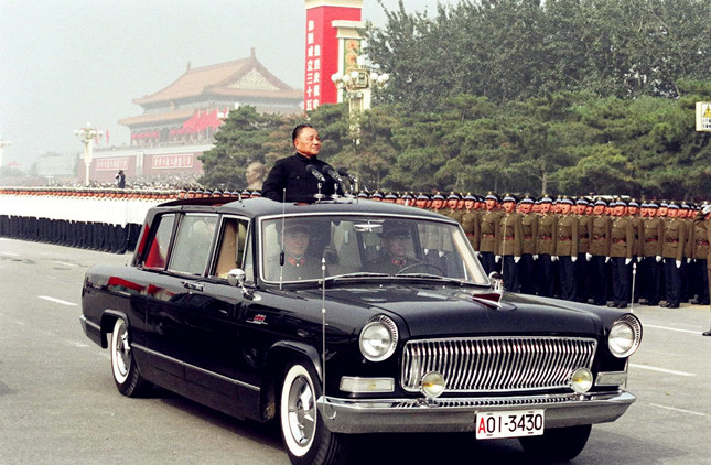 1985年百万裁军，邓小平拿领导干部开刀，2年完成后成效如何