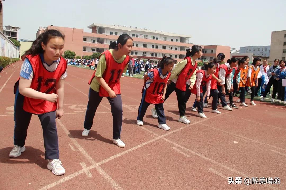 陕州区实验小学怎么样?春季田径运动会掠影(图1)