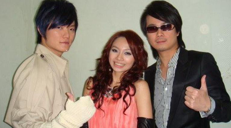 踢走主唱找个“替身”炒冷饭，凉透了又喊人家