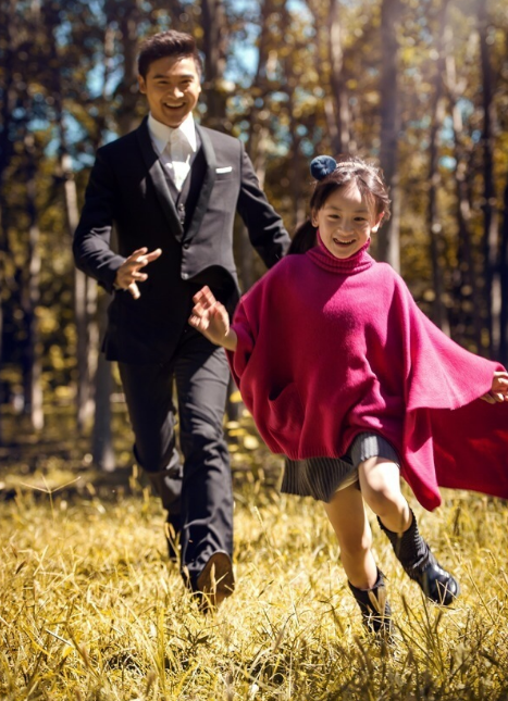 田亮傲嬌曬12歲女兒騎馬照，森碟變小騎士又美又颯，長腿太優越