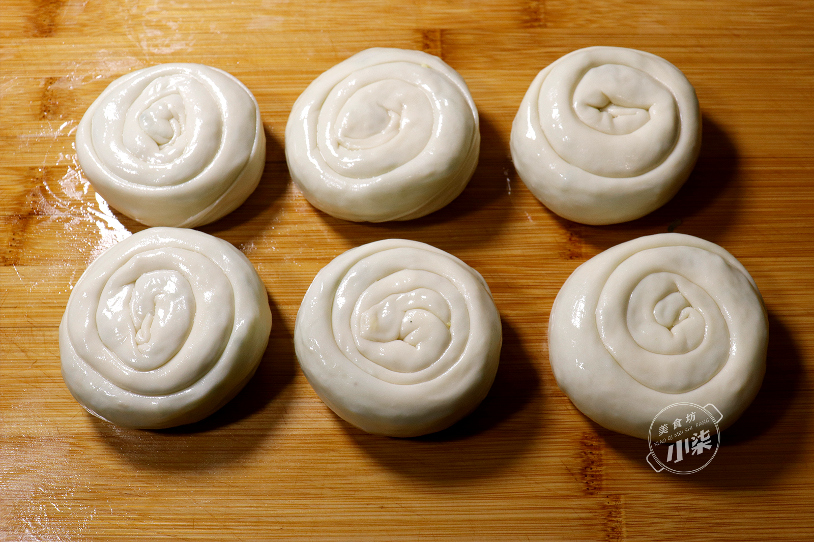 立冬後，想吃蘿蔔餡餅，學會這樣做，不破皮不露餡，個個皮薄如紙