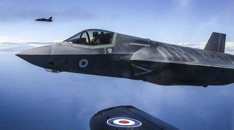 飞行速度比歼20快2倍，首款六代机或已经出现，