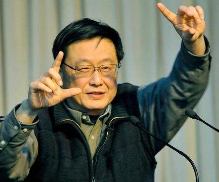 曾是模范夫妻，王文澜却在儿子患病时与倪萍离婚，背后没那么简单