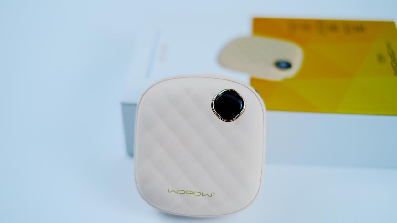 沃品WH-07暖手充电宝亲测，小姐姐寒冬暖手秘诀