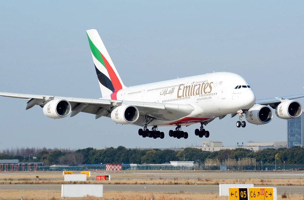 世界最大的飞机有多大？把它放在安225和A380中比就明白了