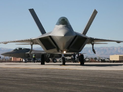 25��F-22���롰���й����š��������������ͱ��ˣ����Բ�����