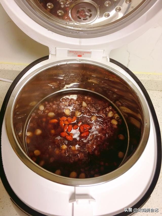 图片[9]-红豆黑米花生粥做法步骤图 家人喝了脾胃好比小米粥还养人！-起舞食谱网