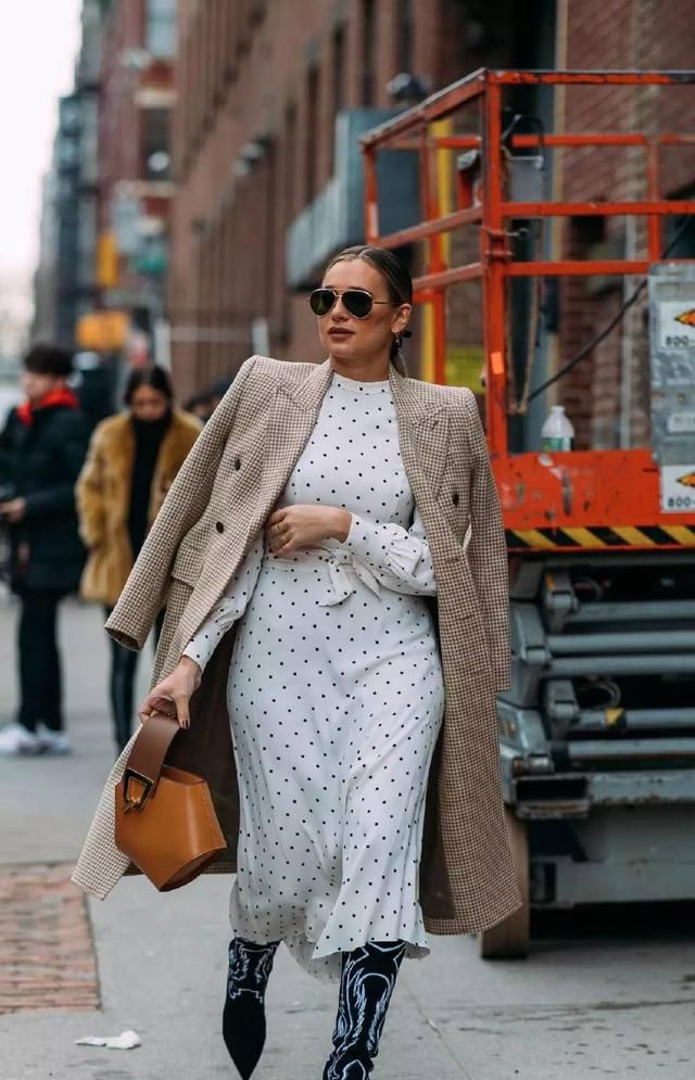 微胖显壮怎么穿？这几件单品很显瘦