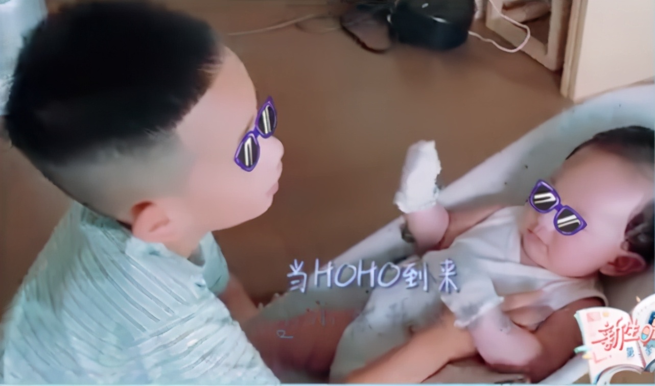 應采兒曬兩兒子，Jasper唱歌取悅弟弟，小ho奶音回應萌翻
