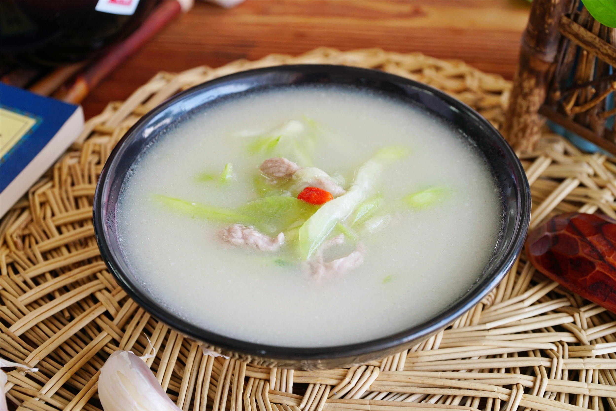 暑伏后适合常喝的8道汤，清爽开胃，简单省事，收藏好煮汤不发愁