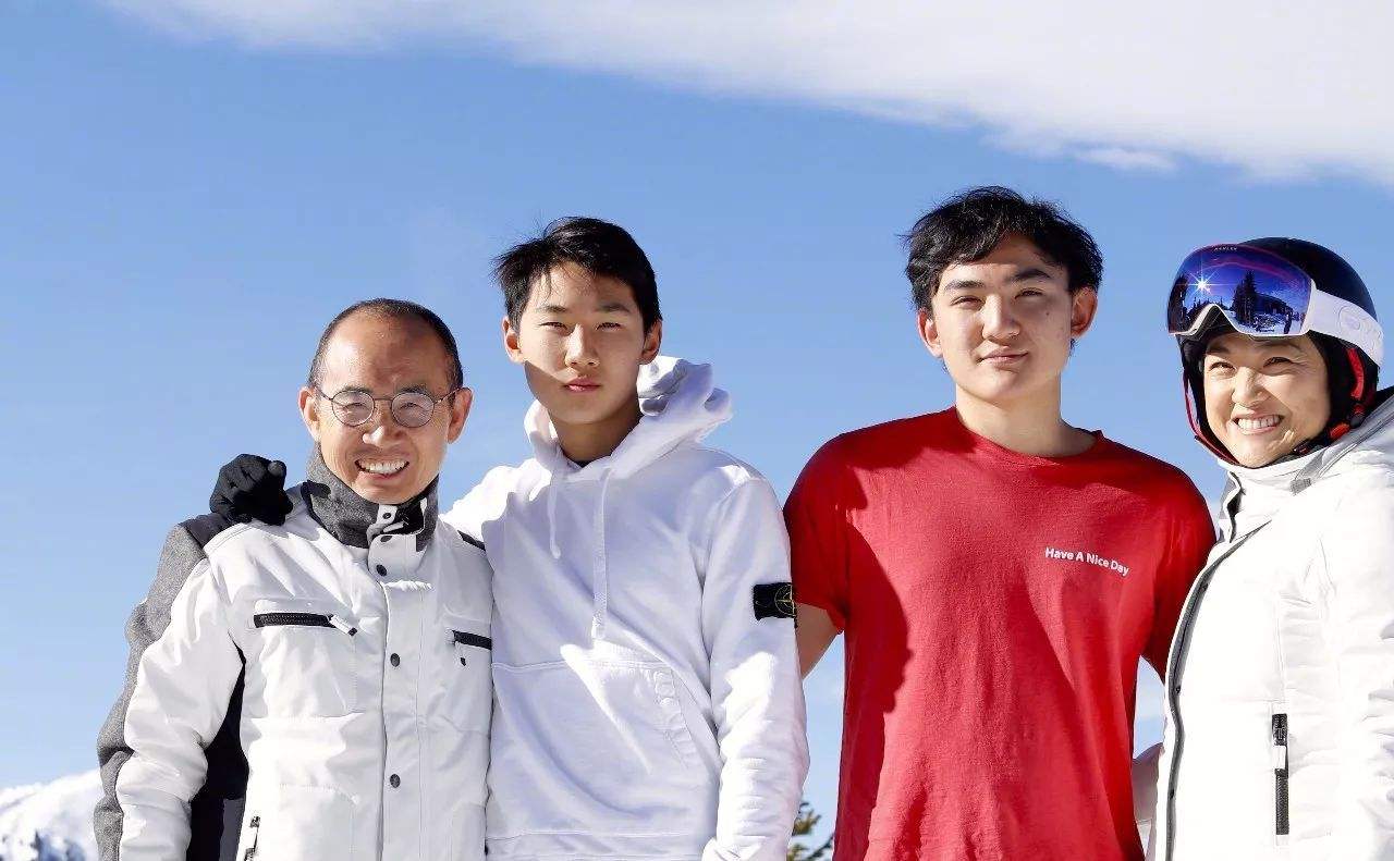 “爱国者”潘石屹：捐美国6亿、转移资产、捞名