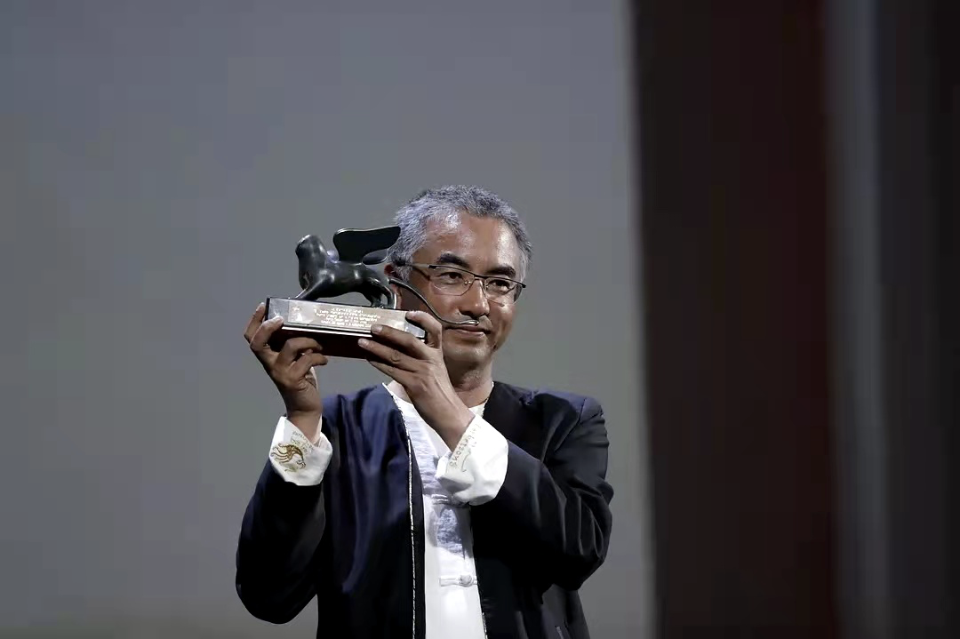 2020年度十大电影，它们用76亿票房，证明了烂片