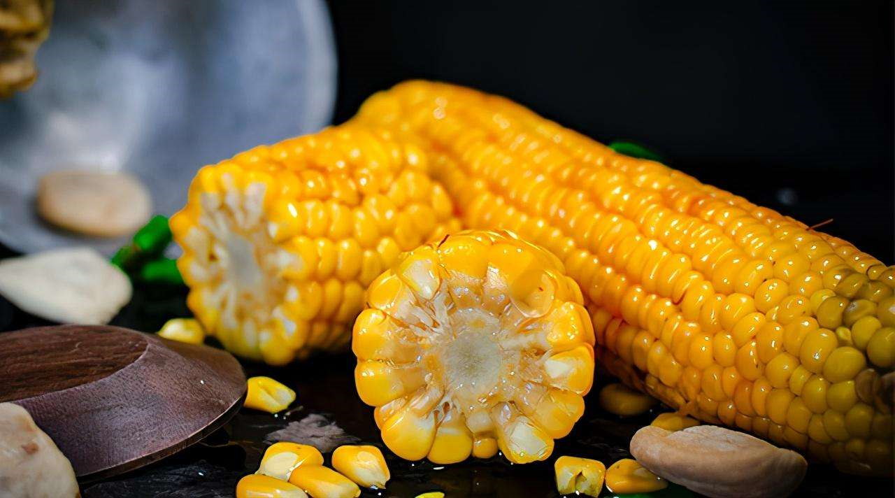 中储粮进口玉米开始拍卖 至多1400多家企业有资格参与