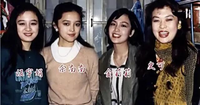 零绯闻“赵刚”何政军的不寻常经历和他背后深爱的女人