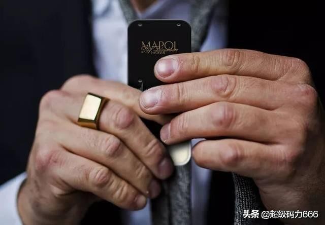 试香100次！法国调香师打造“贵族体香”，让直