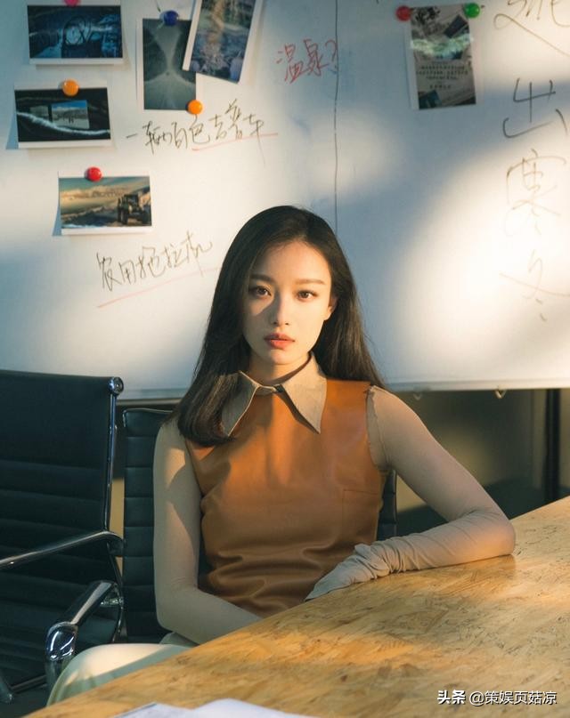 范丞丞曝理想型是倪妮，11岁差距靠魅力弥补，成