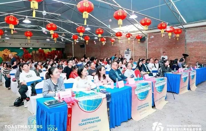 独家专访南中国国际演讲会89大区R中区李小青总监