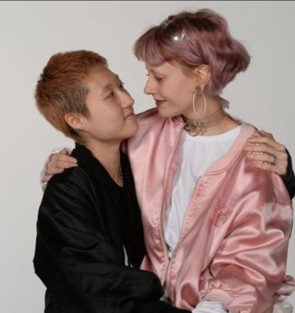 小龙女吴卓林妻子有多开放？偏爱小鲜肉，生活照更是不忍直视