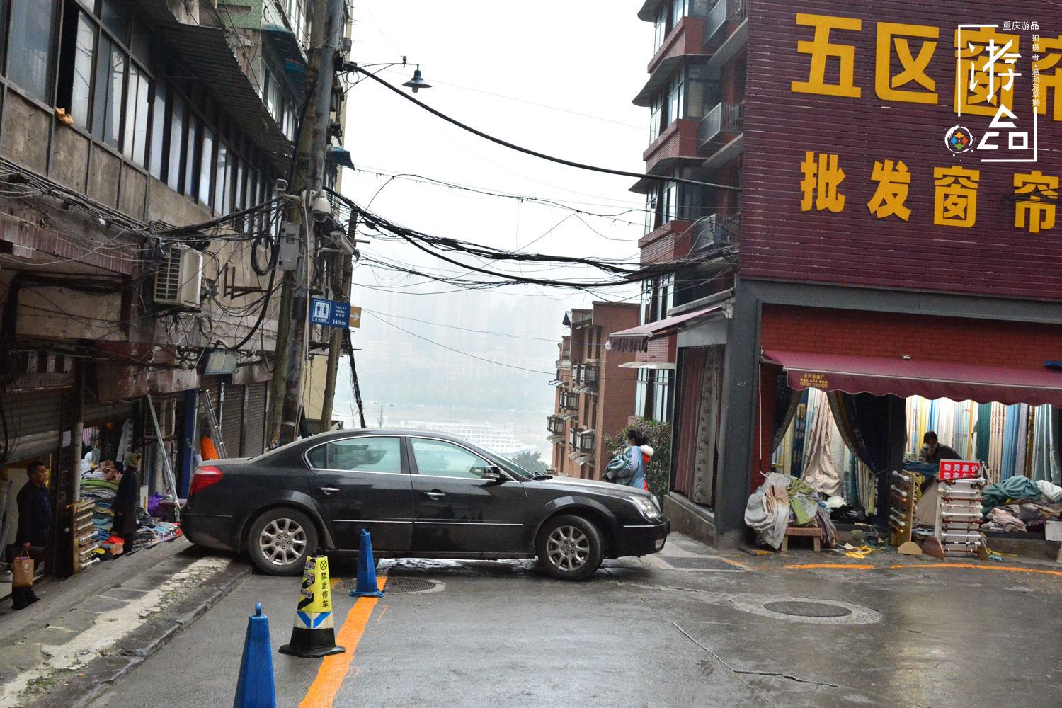 老重庆教你破解“山城迷宫”：不看导航，如何迅速找到近路？